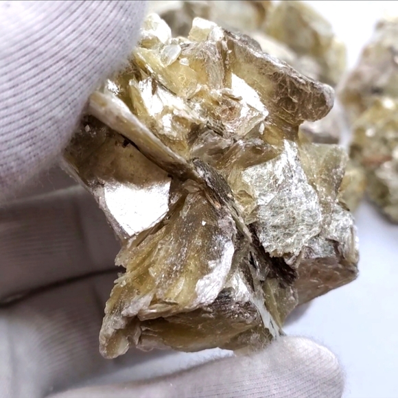 Golden Star Mica (Muscovite) Cluster From Brazilian - Picture 10 of 17